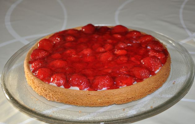 Tarte aux fraises oui mais avec un fond en sablé breton.