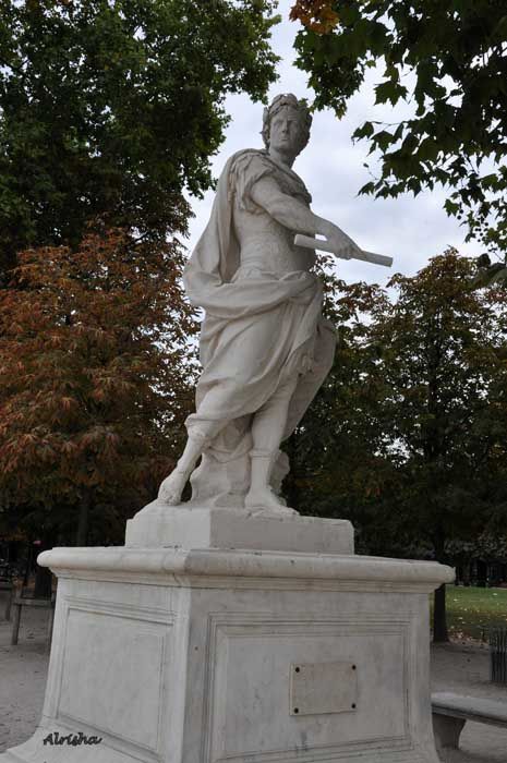 Sculptures prises au cours de mes déplacements et balades en France.