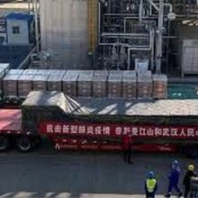 Des tonnes de vitamine C arrivent à Wuhan..( le complotisme frappe en chine ?)