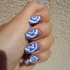 Nail-Art One Stroke Bleu et blanc