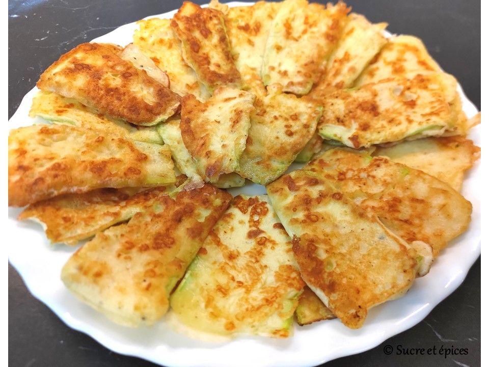 Courgettes panées au fromage - Recette en vidéo