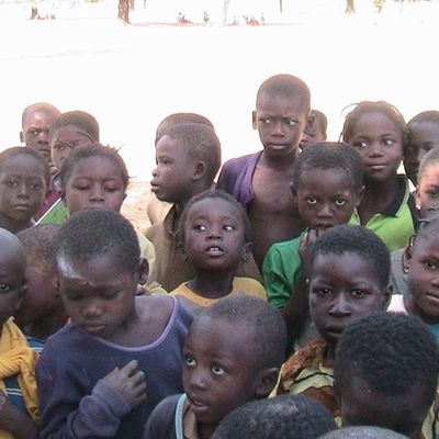 marché africain vide grenier