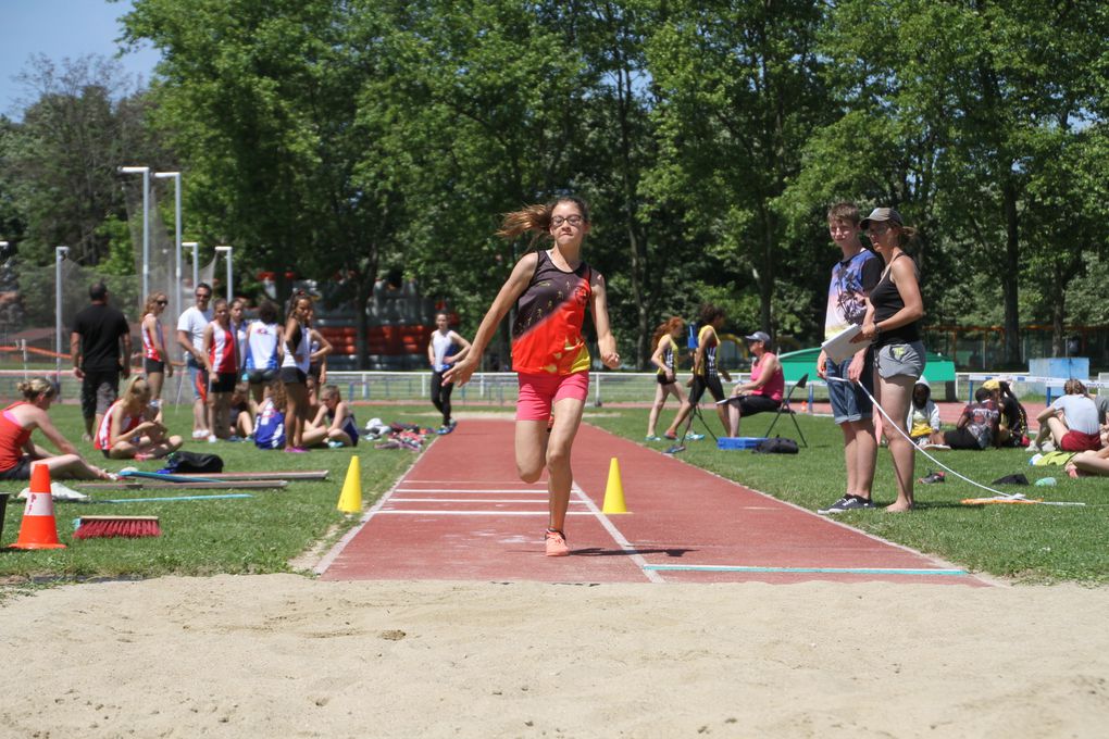 Camille Moulard et Marion Peju médaillées aux championnats du Rhône minimes