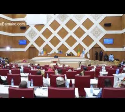 Mali: la déclaration de politique générale approuvée par les députés