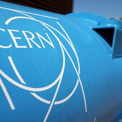 Non à l’expulsion de scientifiques russes du CERN !