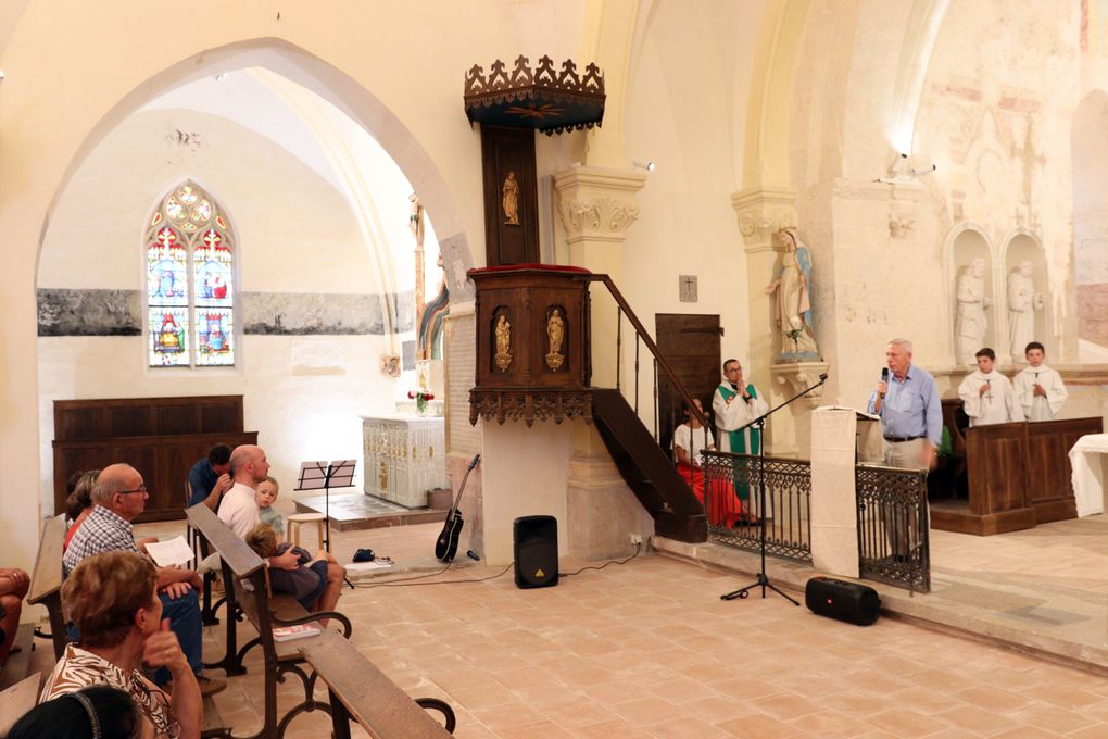 Messe d'inauguration de l'église de Bouligneux après sa restauration...