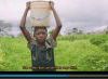 Bambini dello Zambia hanno per la prima volta accesso diretto all'acqua potabile. Ecco la loro reazione..