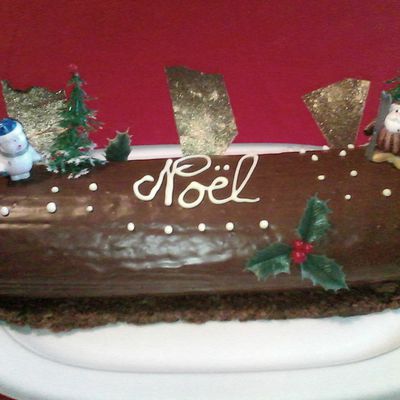 Bûche de Noël 2016 Croustillante au Chocolat 