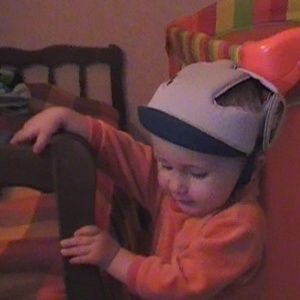 Le Casque Pour Bebe Utile Ou Debile Beaucoup De Tout Un Peu De Rien Tests De Poussettes Et Autres P Tits Trucs Pour Bebe Et Enfant Par Une Maman Blogueuse A 100