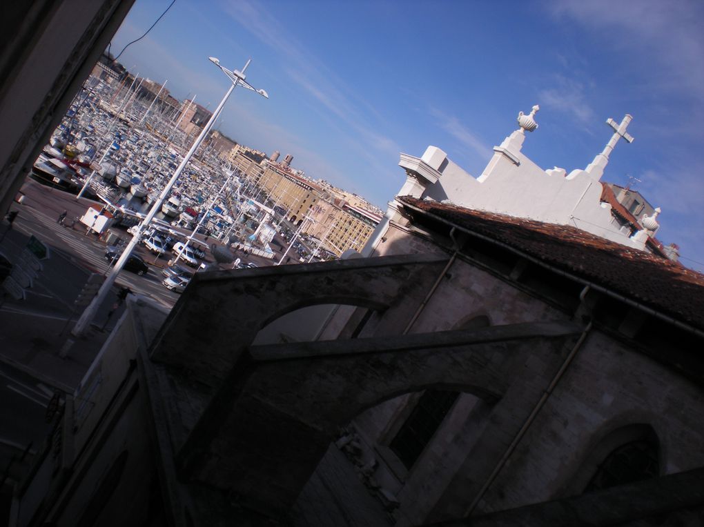 Passage à Carry le Rouet puis au vieux port de Marseille : Notre Dame de la Garde et Quartier du Panier :)