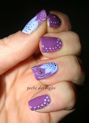 Nail art-one stroke!