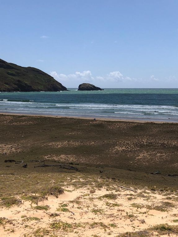 baie de Anaho en allant chez Moana et Marie