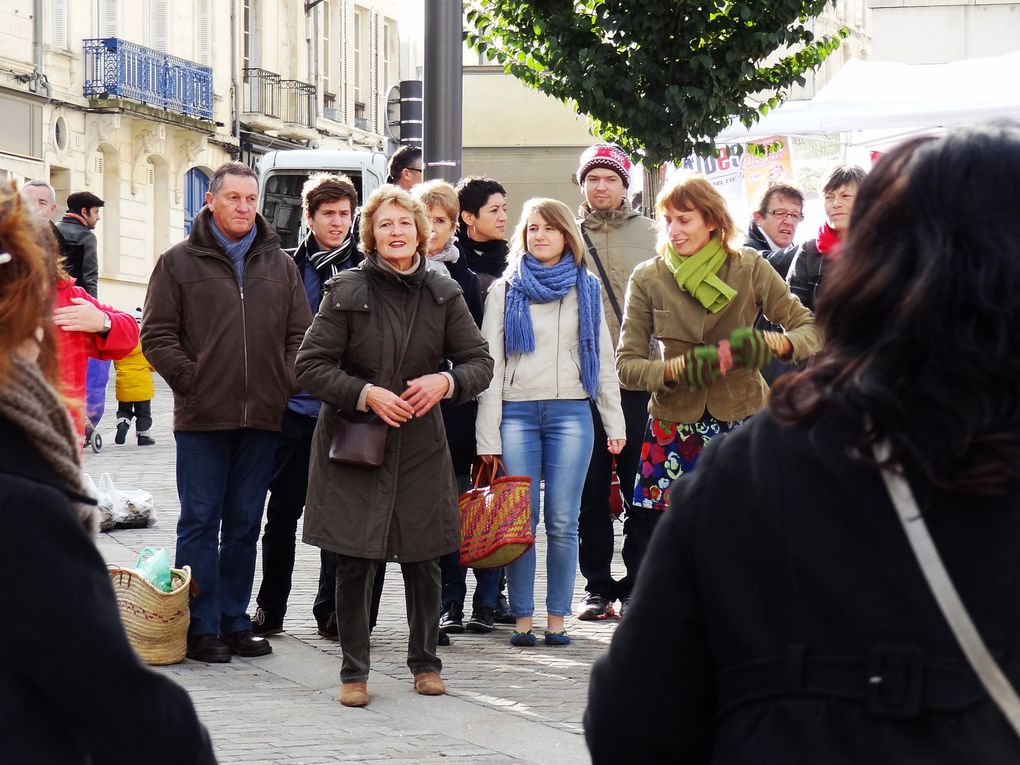 Photos sur le vif de Cathy Barbeau. Prim'A Corps avec BATUCA NIORT!