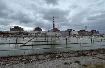 Ukraine : " Nous nous rapprochons dangereusement d'un accident nucléaire " à Zaporijjia, prévient le chef de l'AIEA