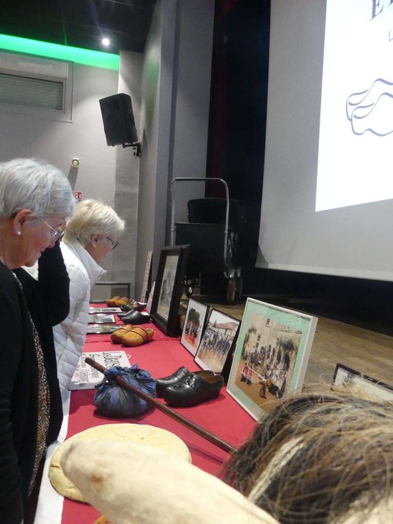 Exposition d'objets des "Danseux du Nais"