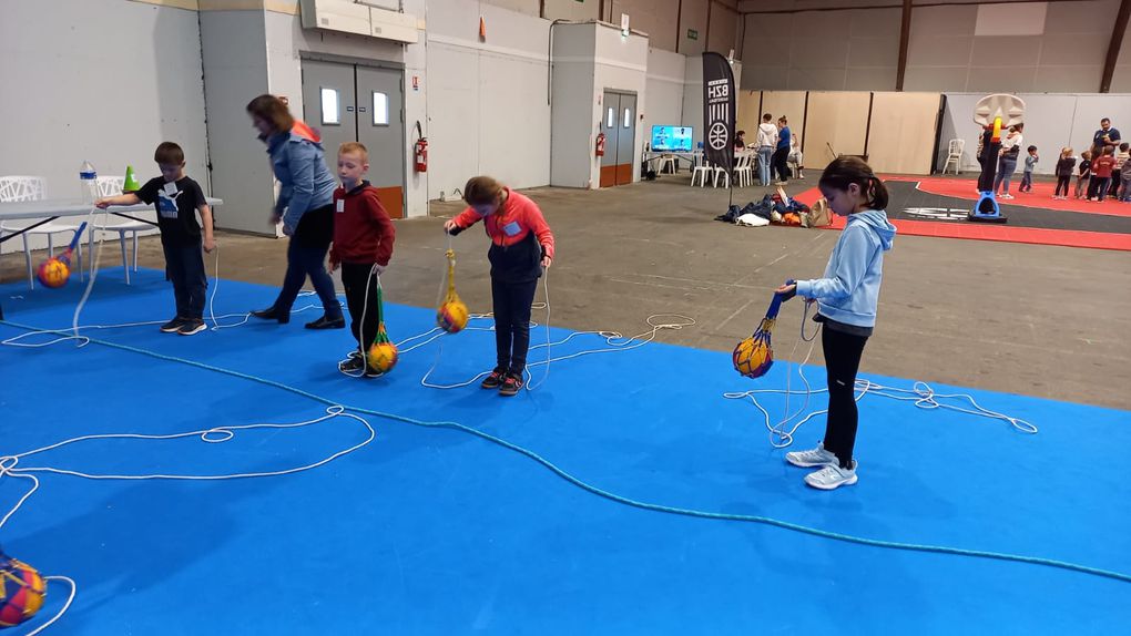 Les CE1 à la foire de Rennes