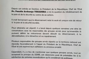 COMMUNIQUE DE LA PRESIDENCE RELATIF A LA CONCERTATION DE TOUADERA AVEC LES GROUPES ARMES 