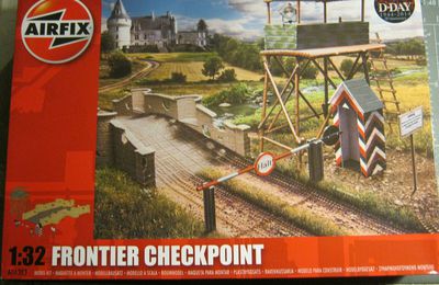 IN THE BOX: FRONTIER CHECKPOINT AIRFIX 1/32