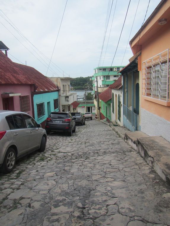 La petite ville de Florès