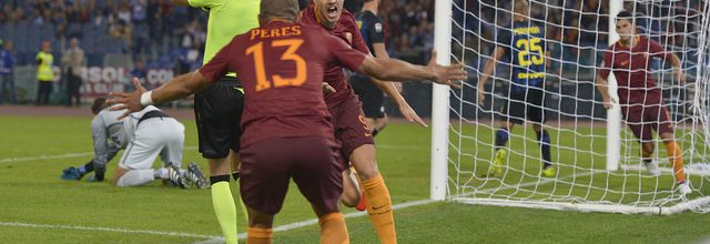 La Roma bat l'Inter et grimpe sur le podium