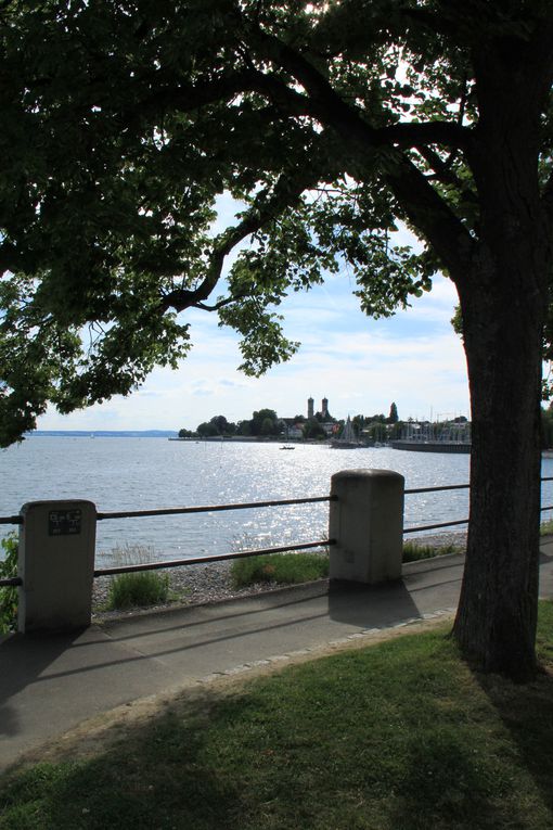 Visite du port de Friedrichshafen et le Zeppelin au bord du Lac de Constance.