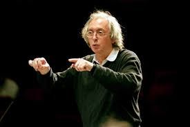 philippe herreweghe, étudie la psychiatrie et devient musicien