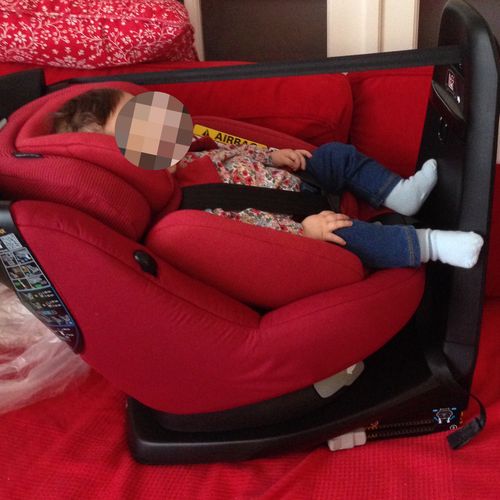 Test Du Bebe Confort Maxi Cosi Axissfix Et Axissfix Plus I Size Securange