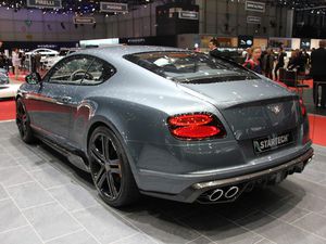 Deux autres préparations à retenir sur le stand Startech, le tuner haut de gamme allemand. Une revisite de la Bentley Continental GT V8 S (carbon design et jantes 22 pouces) et du Ranger Rover Sport (boucliers avant et arrière, jantes de 23 pouces).