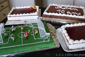 1er essai en pâte à sucre pour un terrain de football