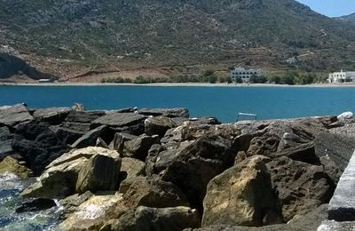 Le village d'Apollon et le Kouros...