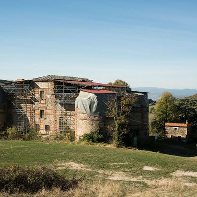 Le Chateau de la Chaux Montgros