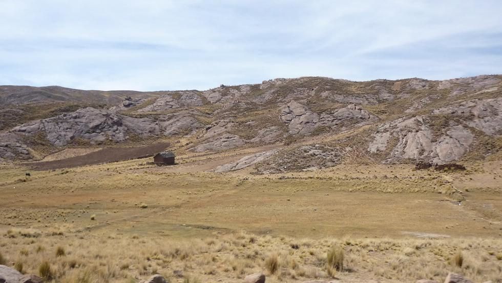 Photos prises depuis Puno, la route vers la frontière bolivienne en passant par les petis chemins de campagne, l'altiplano et les rues 'El Alto' la ville au dessus de La Paz
