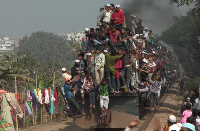 Les routes de l'impossible : épisodes inédits au Bangladesh et en Géorgie.