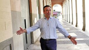 El presidente del PP balear, Miquel Vidal, con 80.000 euros de sueldo: Un camarero o una mujer de la limpieza cobra más que yo