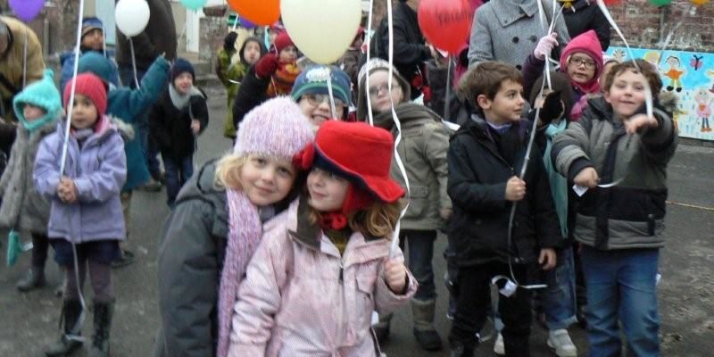 Partagez avec nous les moments forts de cette année scolaire !
(la chasse aux oeufs, la formation contre les incendies, notre rencontre inter-école, le téléthon)