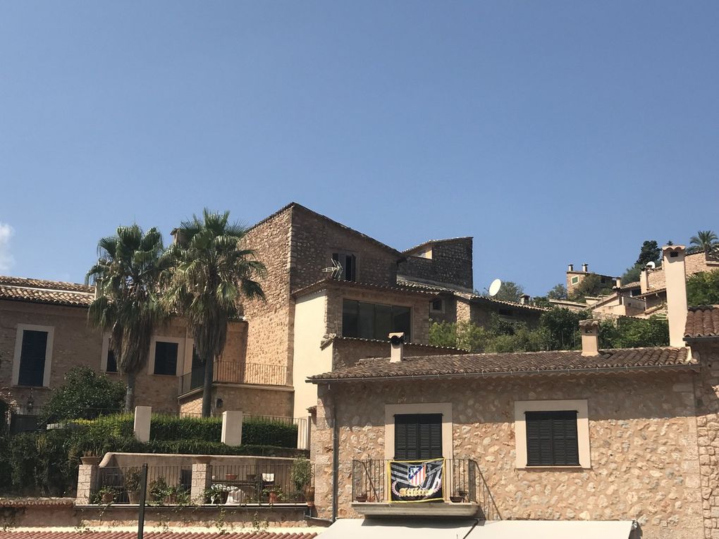 Promenade dans l'arrière-pays, de Soller à Lluc en passant par les lacs