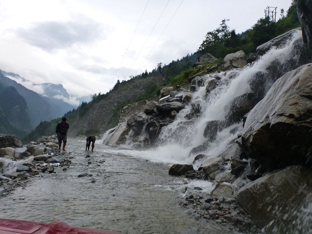 L'éboulement de Govind Ghat et le retour vers le sud