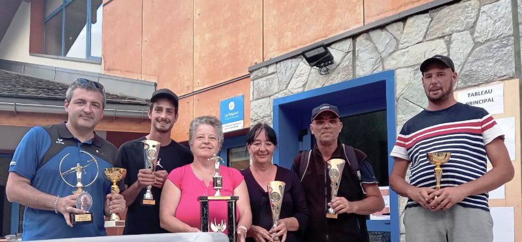 Le concours de pétanque de l'Union Bessanaise affiche complet