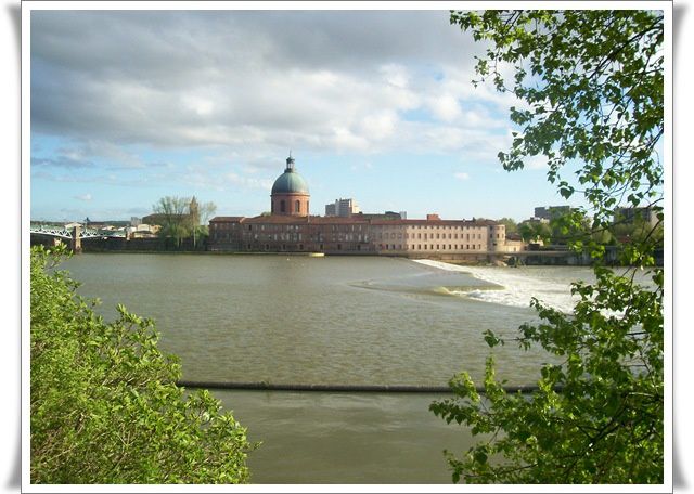 la Garonne en ville -Toulouse-