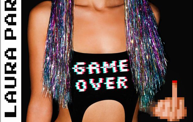 LA LAURA PARIS ○ Game Over