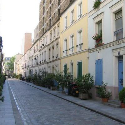 La Rue Crémieux à Paris.