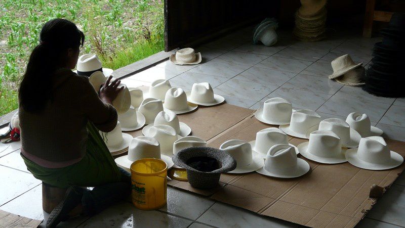 villages d artisants et sejour dans une famille indigene shuar