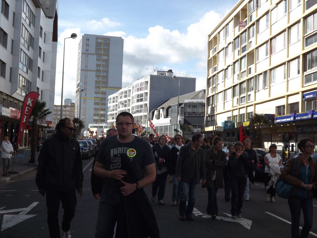 Manifestation pour refuser la logique permanente des soit-disant réformes des retraites et réussie !