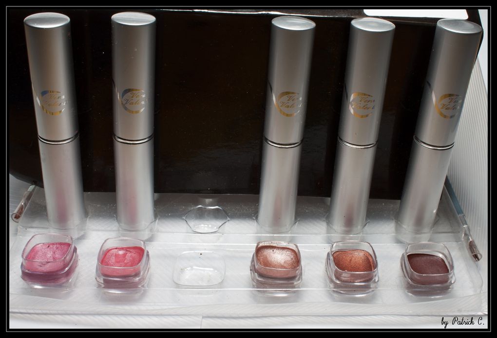 Gloss et bâtons de rouge à lèvres