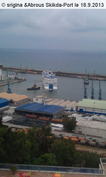 Quai... Manœuvre de partance pour Marseille du ferry el djazair2