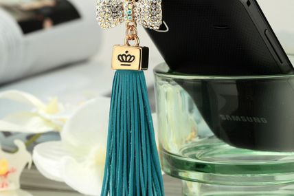 Long Tassel Crystal Bow iPhone Anti-dust Plug Charm