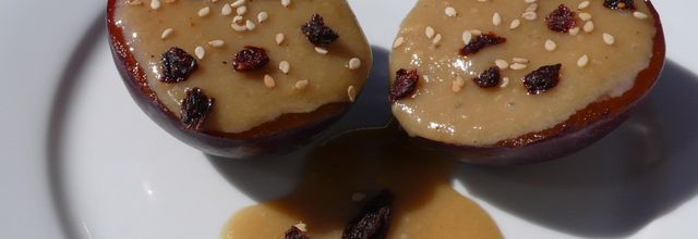 Prune, sauce sésame, baies de Goji