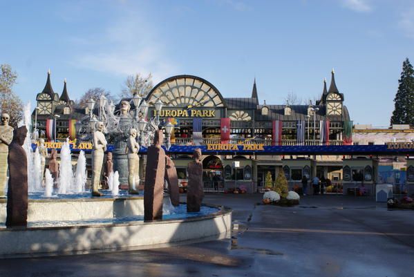 Parc d'attraction en Allemagne près de la frontière 

Cliquez sur la photo pour l'agrandir