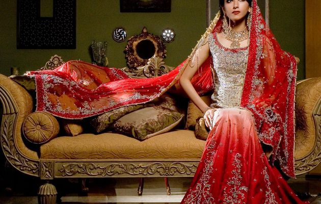 Get A Designer Indian Wedding Dresses For Your Big Day
