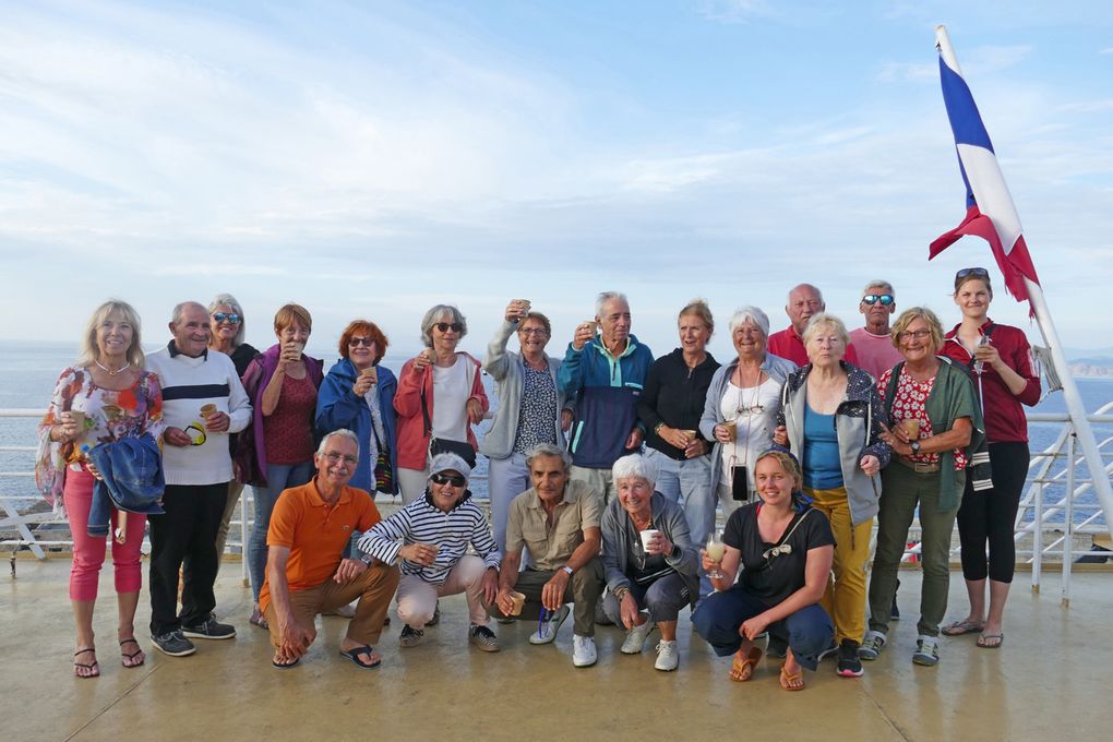 Fin du séjour, départ de l'Ile Rousse ..... sans oublier l'apéro.